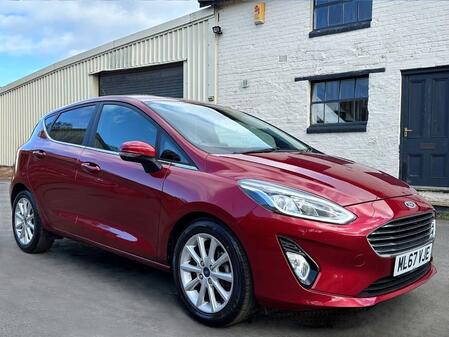 FORD FIESTA 1.0T EcoBoost (100) Titanium Auto