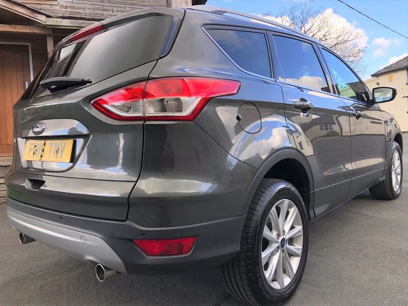 FORD KUGA