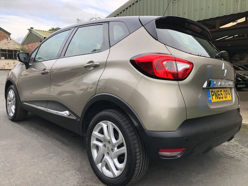 RENAULT CAPTUR