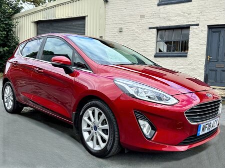 FORD FIESTA 1.0T EcoBoost TITANIUM