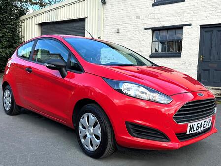 FORD FIESTA 1.25 Studio