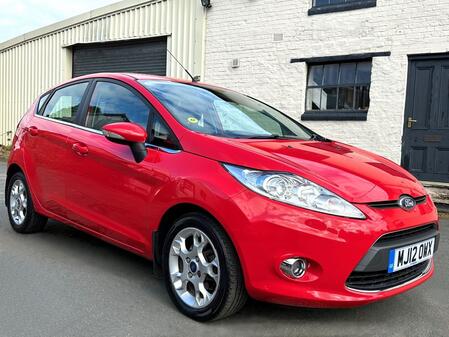 FORD FIESTA 1.4 Zetec